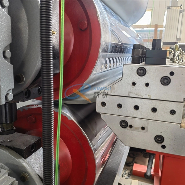 خط إنتاج بلاط حماية كابل PE